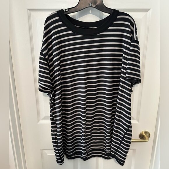 Lululemon All Yours Tee *vitasea - Picture 1 of 2